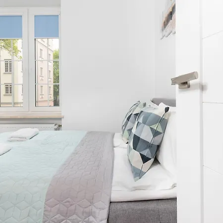 Apartment Chlebnicka In Old Town By Renters *